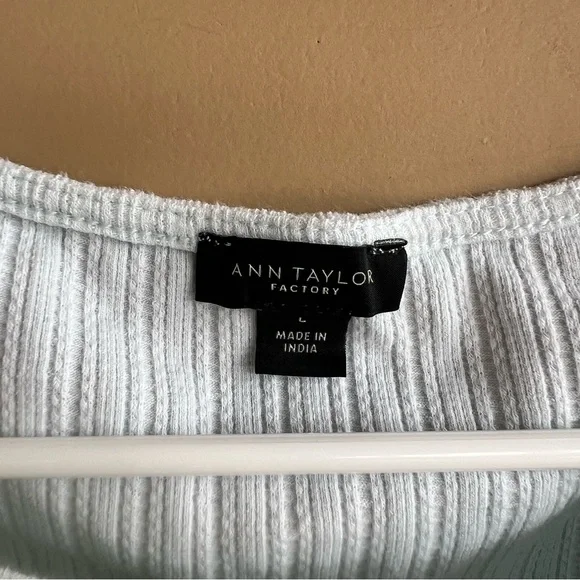 Ann Taylor Factory White Short Sleeve Top - Picture 3 of 5
